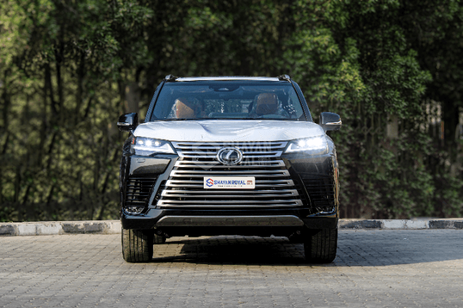 LHD LEXUS LX700H 3.5L HYRID VIP 4 SEATS AT ML 2025MY